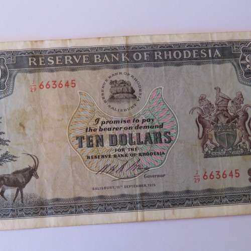 Reserve Bank of Rhodesia Ten Dollars 15 September 1975 - Fine