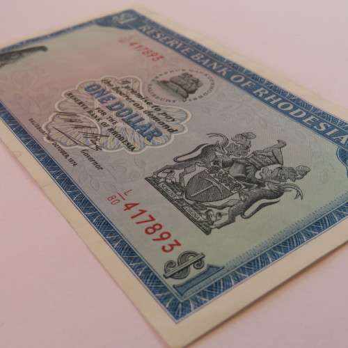 Reserve Bank of Rhodesia One Dollar 15 October 1974 AU+ with crease and small bottom stain