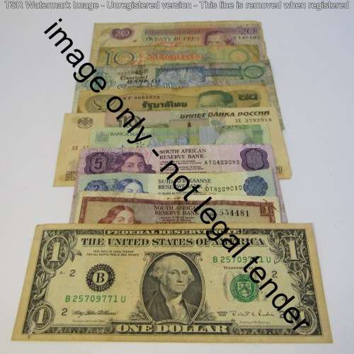 Lot of 10 world banknotes