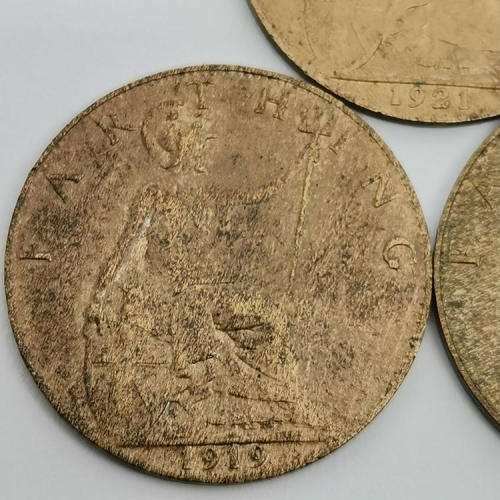 Great Britain 1919 and 1920 and 1921 farthings - all AU+