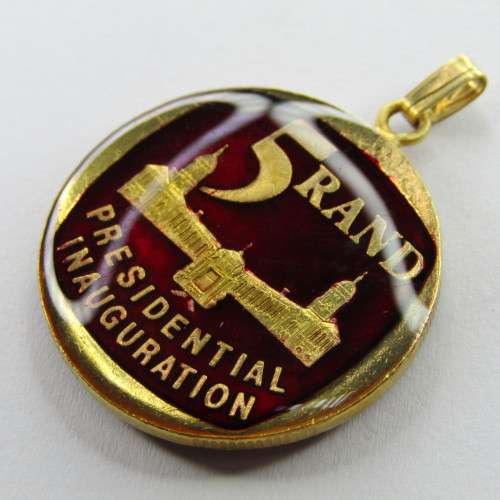1994 Mandela Presidential Inauguration R5 gilded pendant