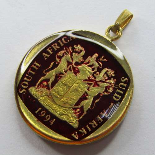 1994 Mandela Presidential Inauguration R5 gilded pendant