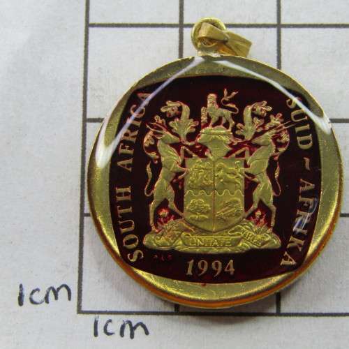 1994 Mandela Presidential Inauguration R5 gilded pendant