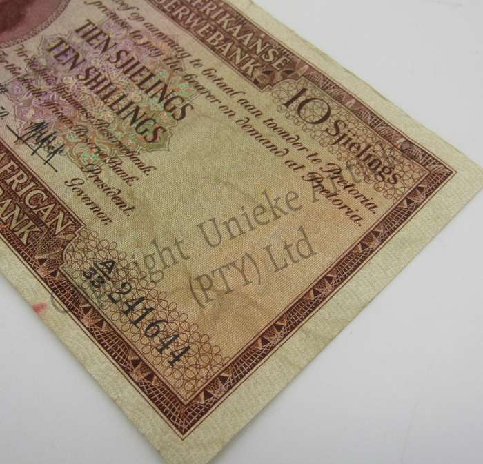 MH de Kock Ten Shillings 1950 - A/E - A33 - VF+