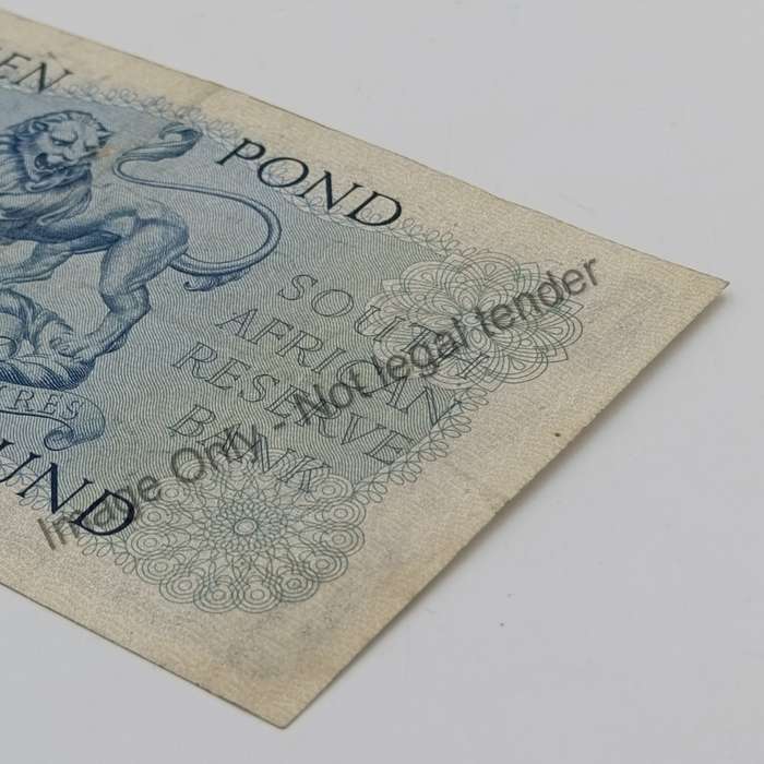 MH de Kock one pound 13-11-53 - E/A - B159 - EF+ - creases & folds