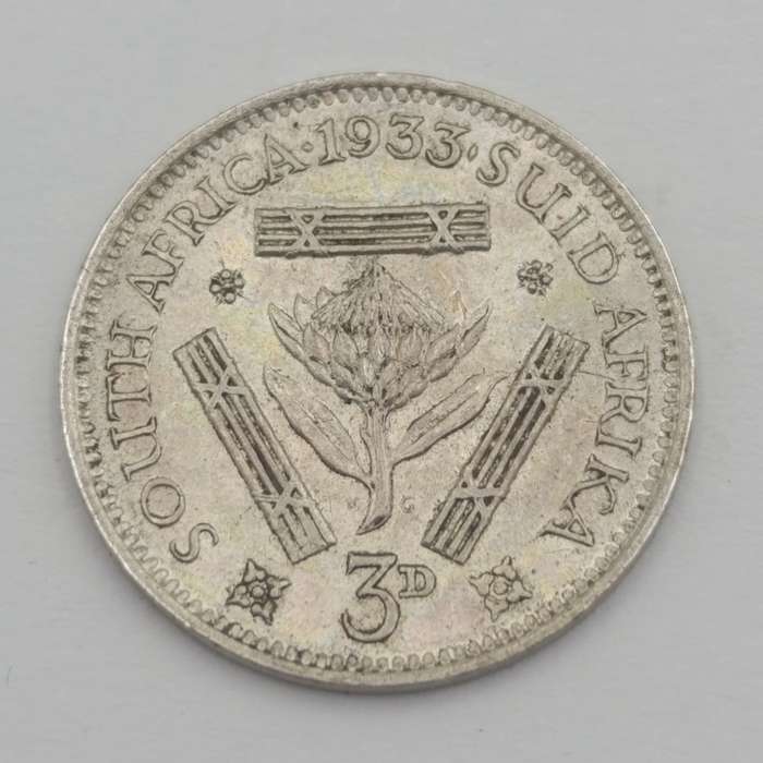 1933 SA Union silver 3d tickey AU