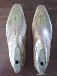 Shoe lasts Size 10