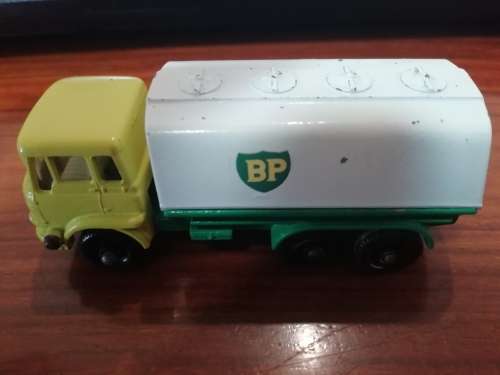 MATCHBOX NO 25C BP TANKER