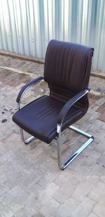 Office Chairs (READ DESCRIPTION)