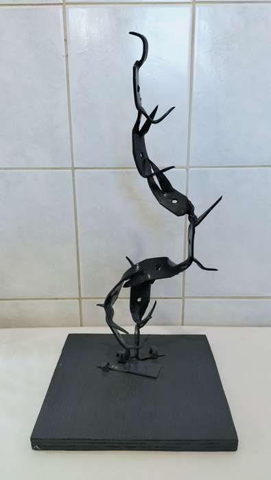 Sculpture By Renowned Eben Germishuys (Sculptor Of Rugby Player Statue At Loftus) Read Description
