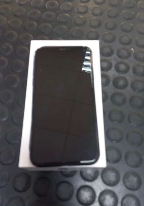 iPhone XR 128GB Black