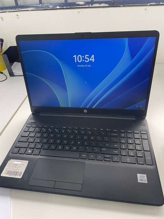 HP 15-DW2006NI - i3-1005G1 8GB RAM 1TB HDD