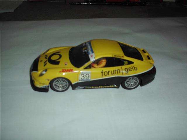 1:32 SCALE SLOT CAR - NINCO PORSCHE "DHL"