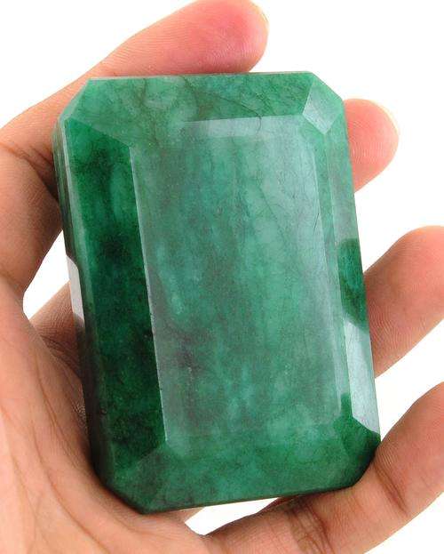 892.33 Ct MASSIVE SIZE Octagonal Step Cut Natural EMERALD Gemstone - IGLI Certified