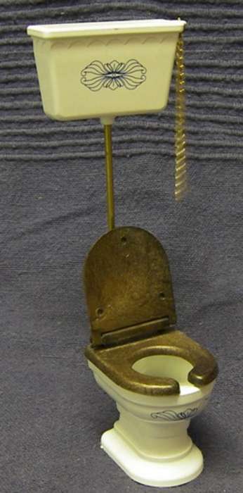 1/12th scale chain toilet