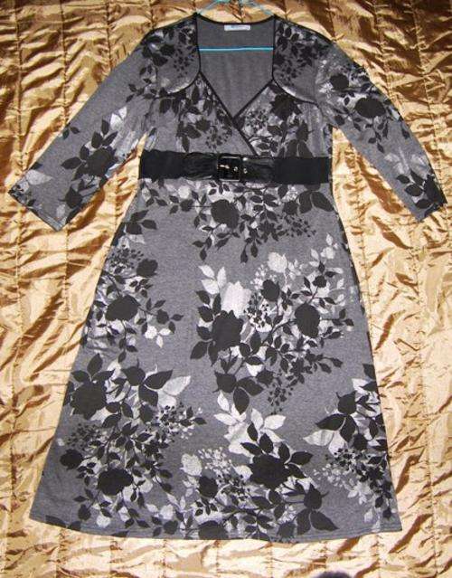 ladies dress ,grey with black and white motifs size 14