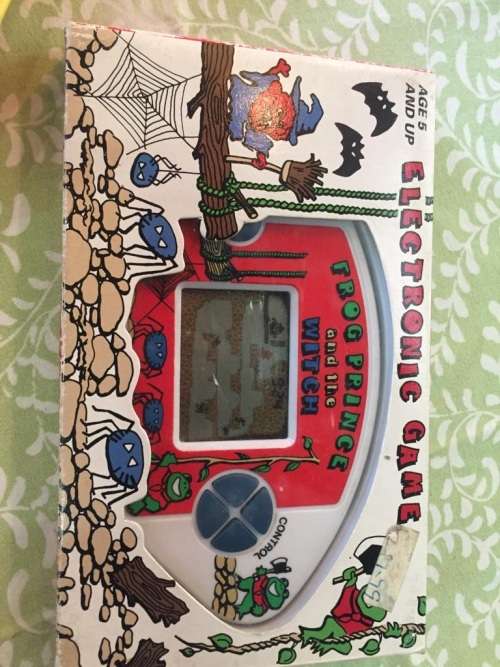 Vintage Electronic Game in original box : Frogprince and the Witch