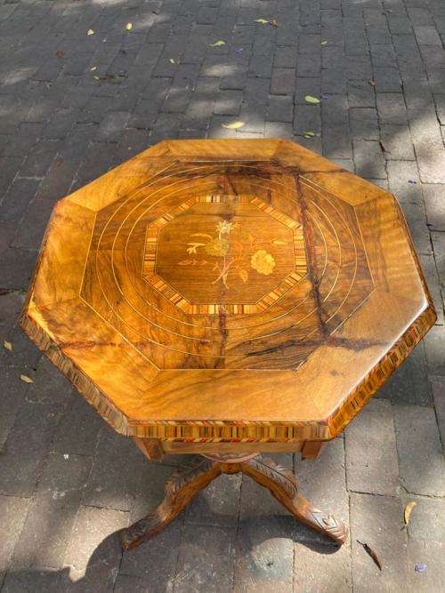 Beautiful Restored Burr Wallnut Worktable