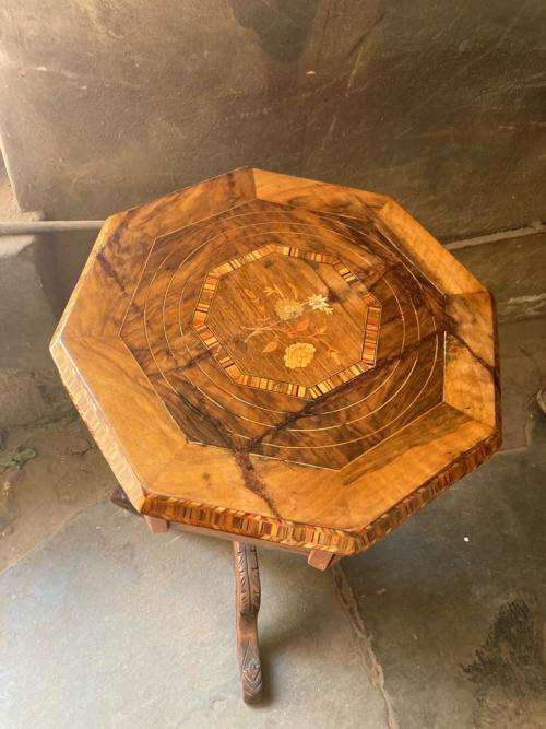 Beautiful Restored Burr Wallnut Worktable