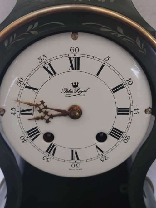 Mantel Clock : Royal Palais Swiss Handpainted Clock with Wallscone. Working