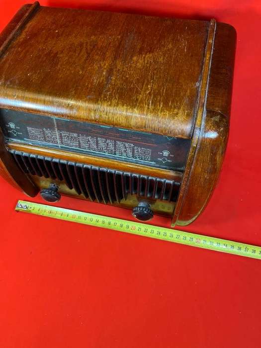 Vintage Orion 221 Radio , Hungary 1951 ( not working )