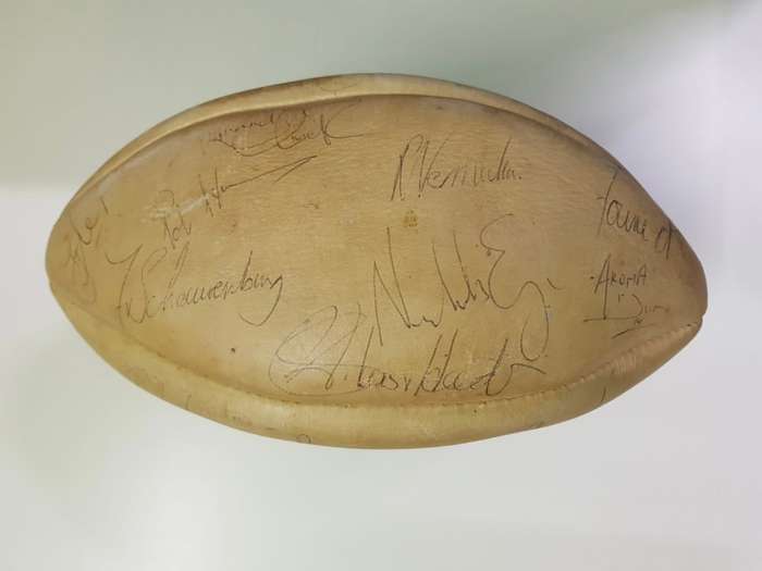Rugby : Genuine Top Seed Leather Rugby Ball
