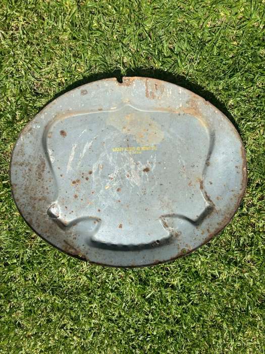 Original Enamel Canada Dry Button Sign ( 49 x 40 cm )