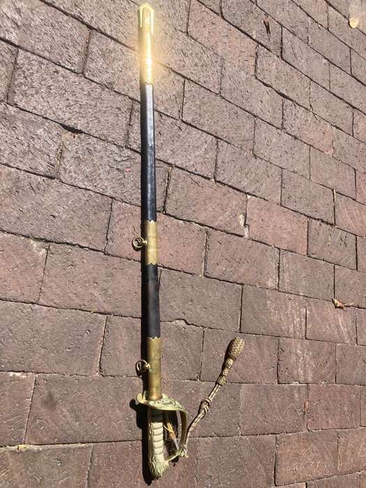 British Naval Sword blade by Grieves ( 95 cm )