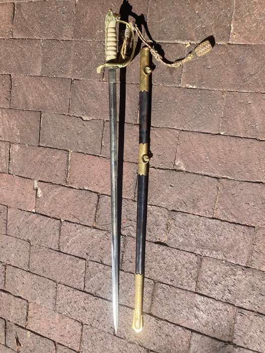British Naval Sword blade by Grieves ( 95 cm )