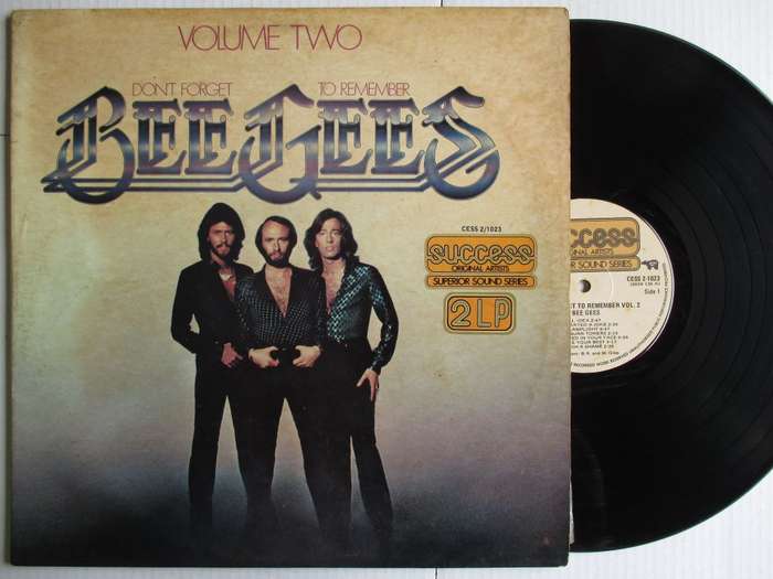 BEE GEES - DON'T FORGET TO REMEMBER VOLUME TWO - RSA - VG / VG- GATEFOLD 2LP