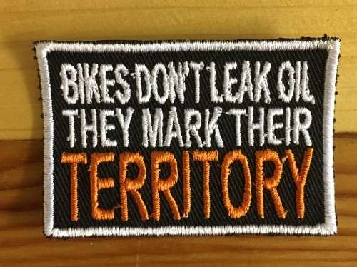 BDG628 Mark their territory badge patch