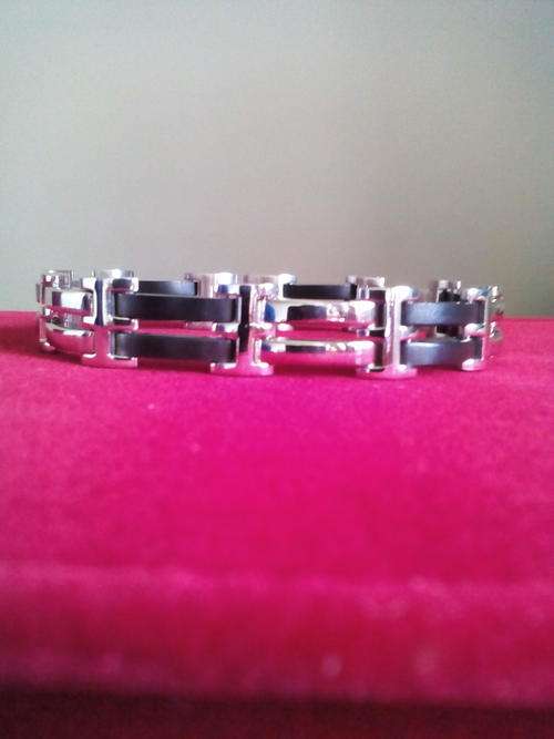 STAINLESS STEEL GENTS BRACELET WITH BLACK RESIN
