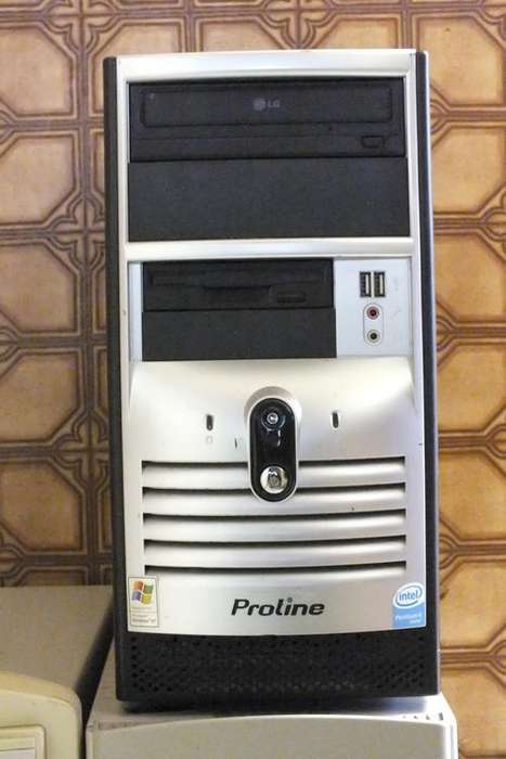 Proline Core2Duo 3GHZ,4GB,160GB,Win 7 starter, 17" Mon. key & Mouse
