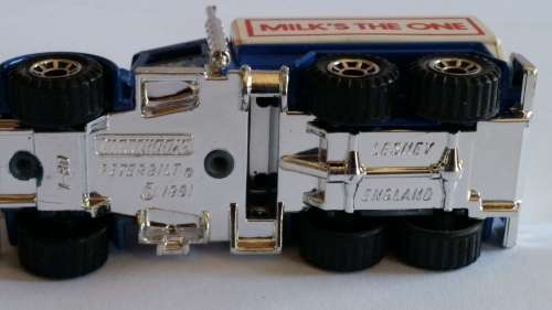 1981 - MATCHBOX LESNEY  - SERIES 56 - PETERBILT MILK TRUCK - MADE IN ENGLAND
