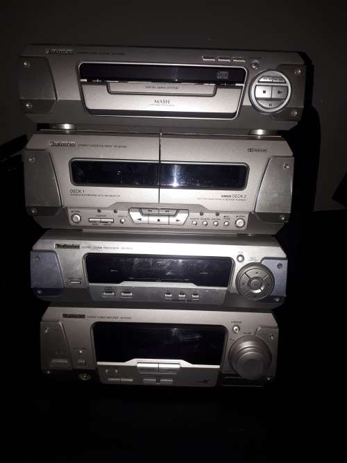 Technics hi-fi system