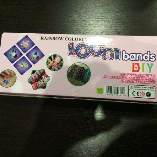 LOOM BAND KIT 600 COLOURFUL BANDS