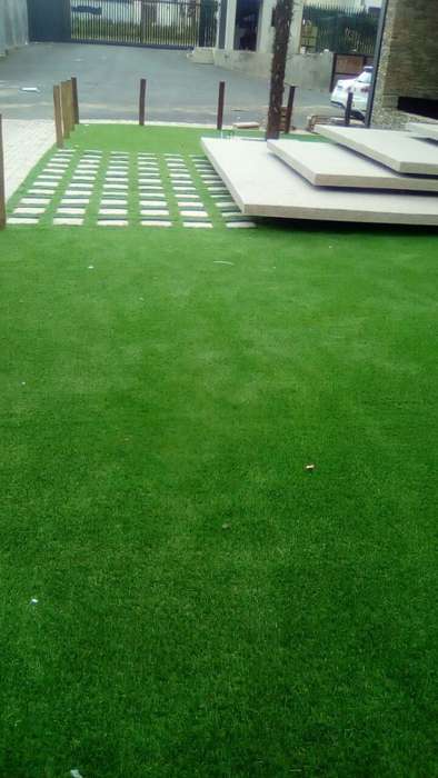 Artificial Grass - 8mm (HEAVY DUTY)