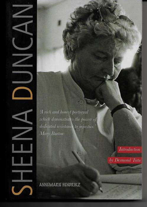 Sheena Duncan by Annemarie Hendrikz