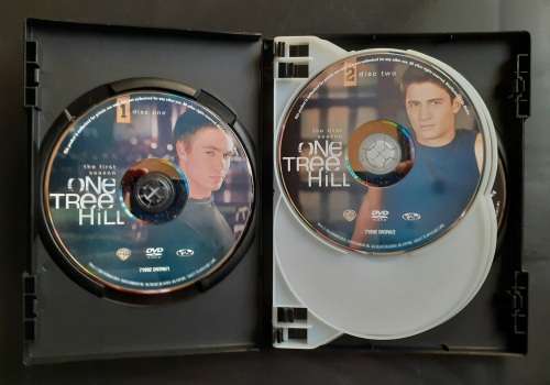 One Tree Hill Season 1 (6 DVD Set)