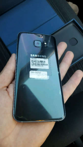 Samsung Galaxy S7 Edge 32gb (Gold, Silver & Black Onyx) Excellent condition with warranty