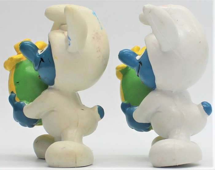 20496 - 2x Different Smurfs in Bunnysuits - Hand-Painted Originals