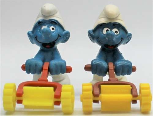 40225 - 2x Lawnmower SuperSmurfs - Hand-Painted Originals - Unboxed