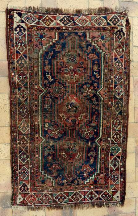RUG, BEAUTIFUL DESIGN