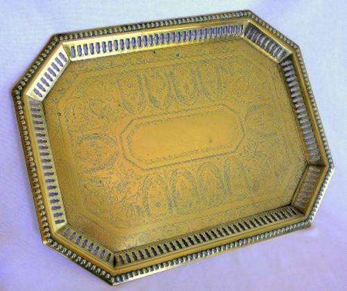 J.S & S SOLID BRASS TRAY,MADE IN ENGLAND