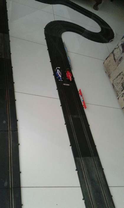 HUGE POLISTILL SCALEXTRIC SET.LOTS OF EXTRAS