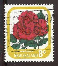 1975-79 NEW ZEALAND GARDEN ROSES