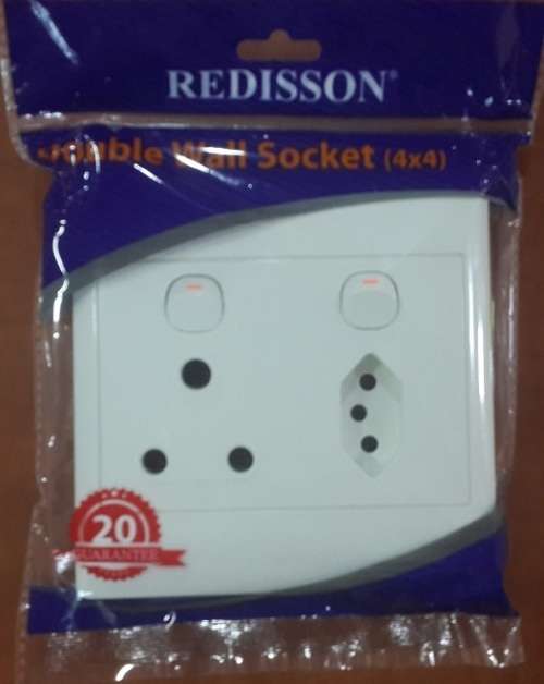 Redisson Double Wall Socket(4x4) With Two Pin Plug