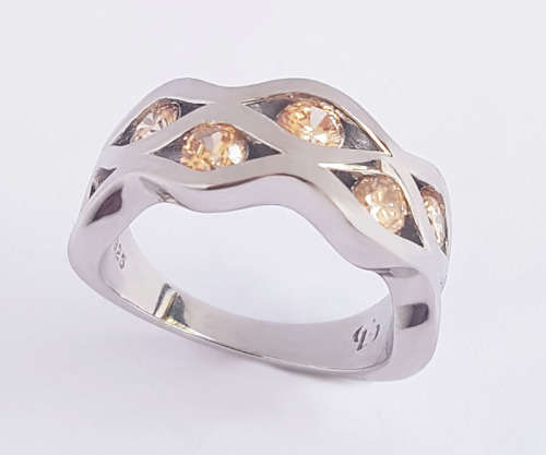 *CD DESIGNER JEWELRY* 2.15ctw Champagne CZ Ring in Silver- Size 8.25