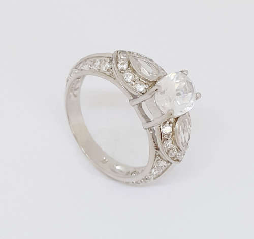 Sterling Silver 2.42ct CZ Oval Ring- Size N/ P