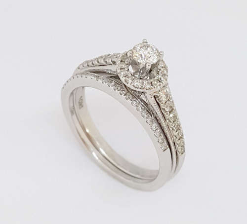 0.2ct Diamond Halo Ring Set in 10K White Gold